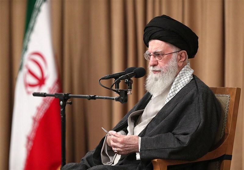 مذاکرات با آمریکا نه تنها سودی ندارد بلکه در شرایط فعلی ضرر هایی هم برای کشور دارد / ما قصدی برای ساخت بمب هسته ای نداریم